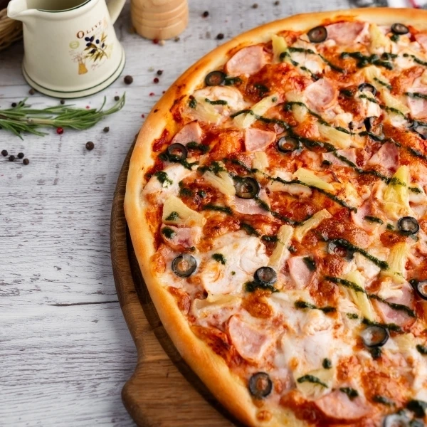 Пицца с курицей и ананасом 30 см