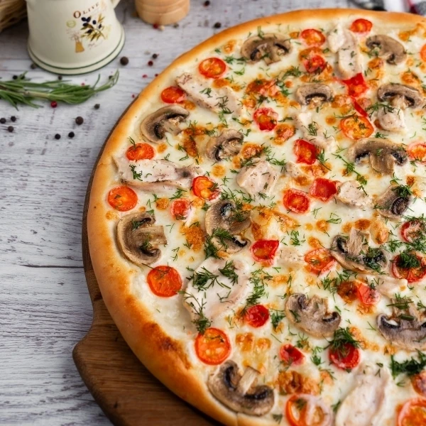 Пицца с курицей и грибами 30см