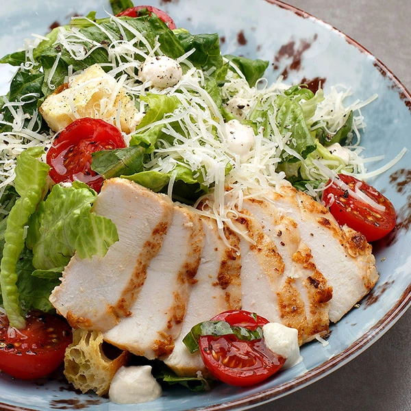 Цезарь с курицей