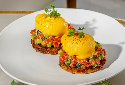Картофельный драники с тартаром из нерки