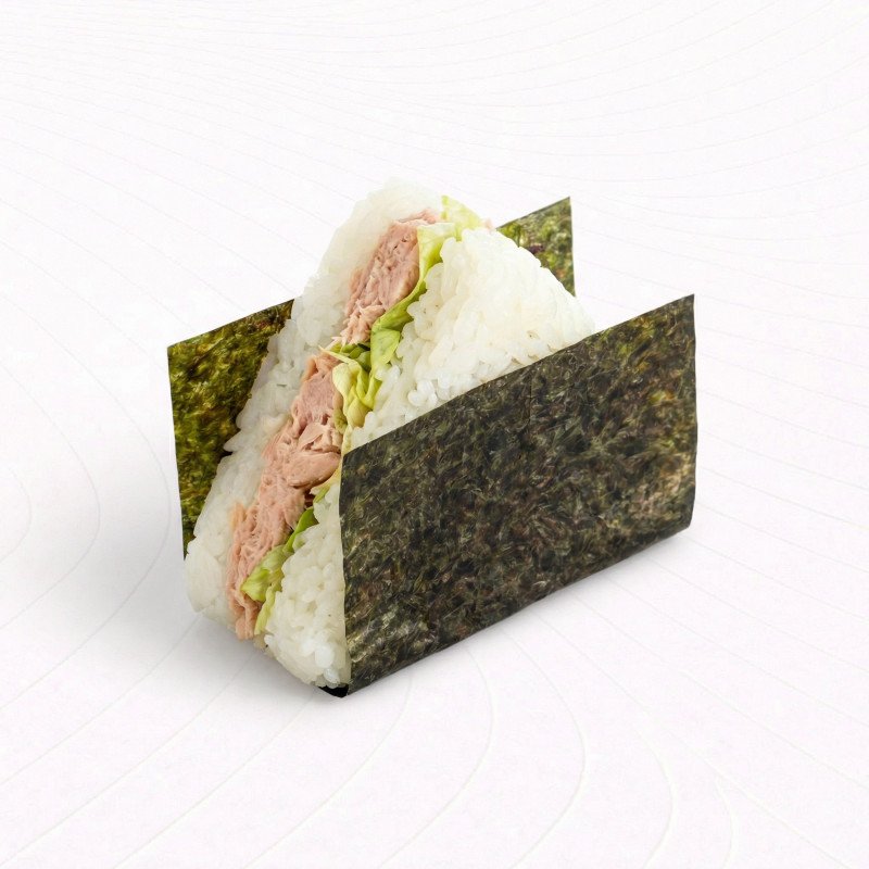 Онигири с курицей цезарь