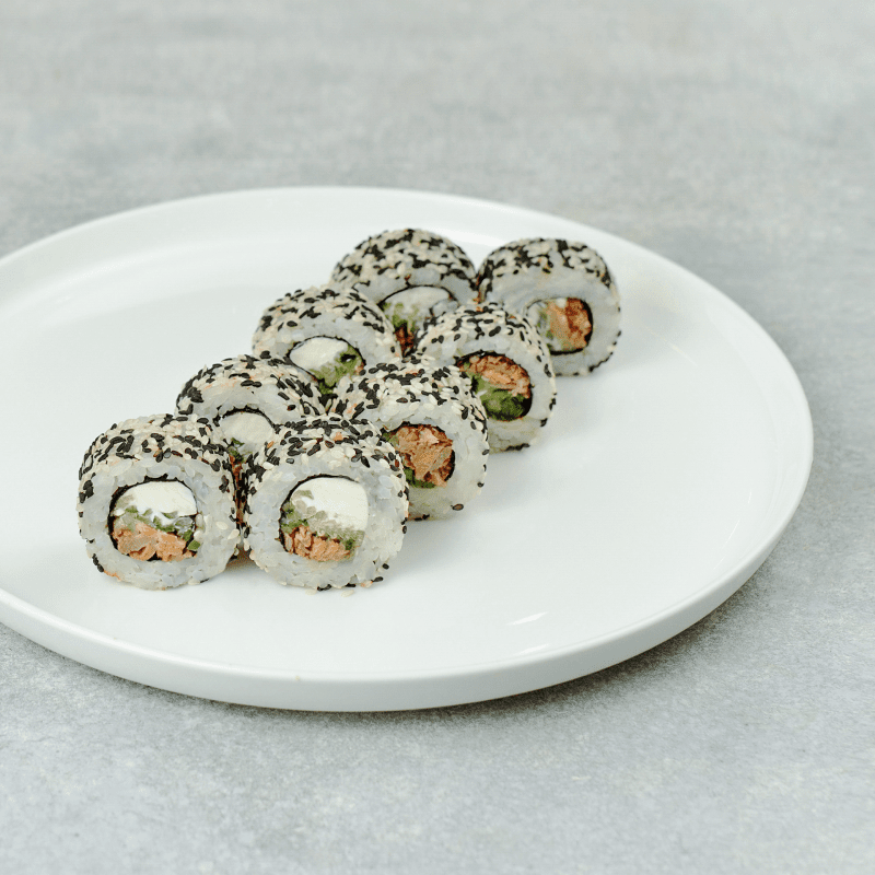 Ролл В кунжуте