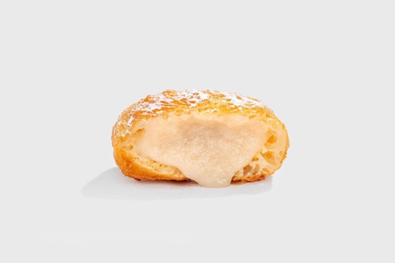 Пончик с заварным кремом 