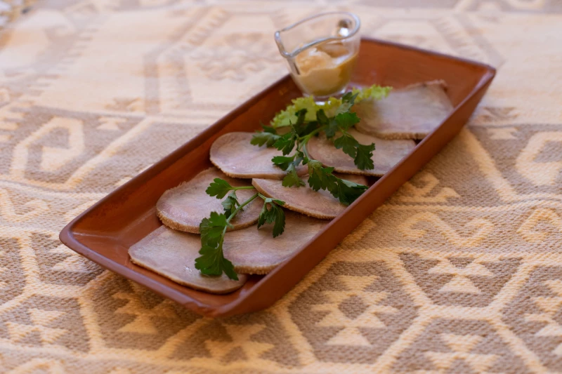 Говяжий язык с хреном 150гр.