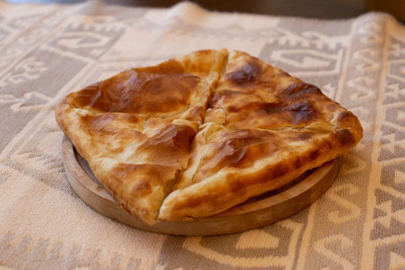 Хачапури на слоёном тесте 200гр.