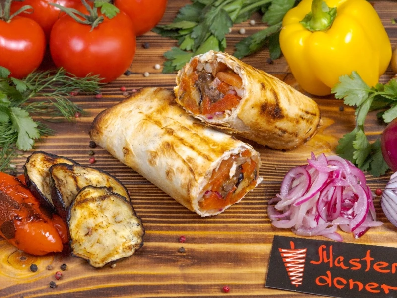 Печеные овощи с бараниной