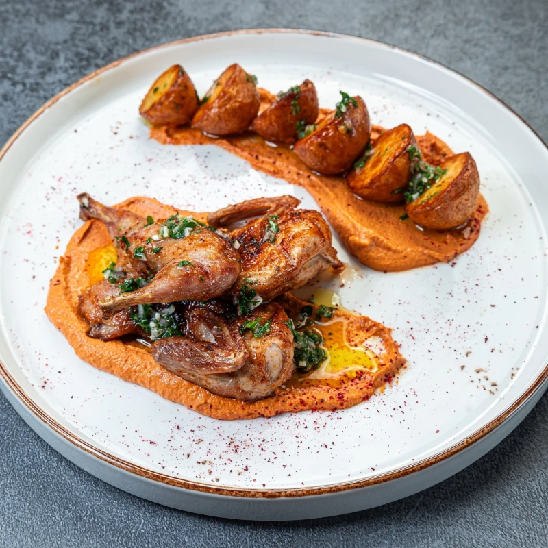 Перепелка с обаренным картофелем