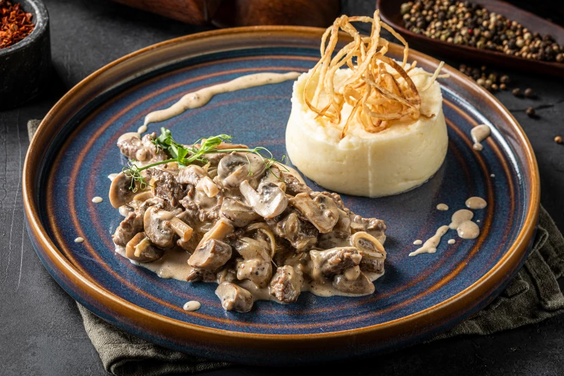 Бефстроганов