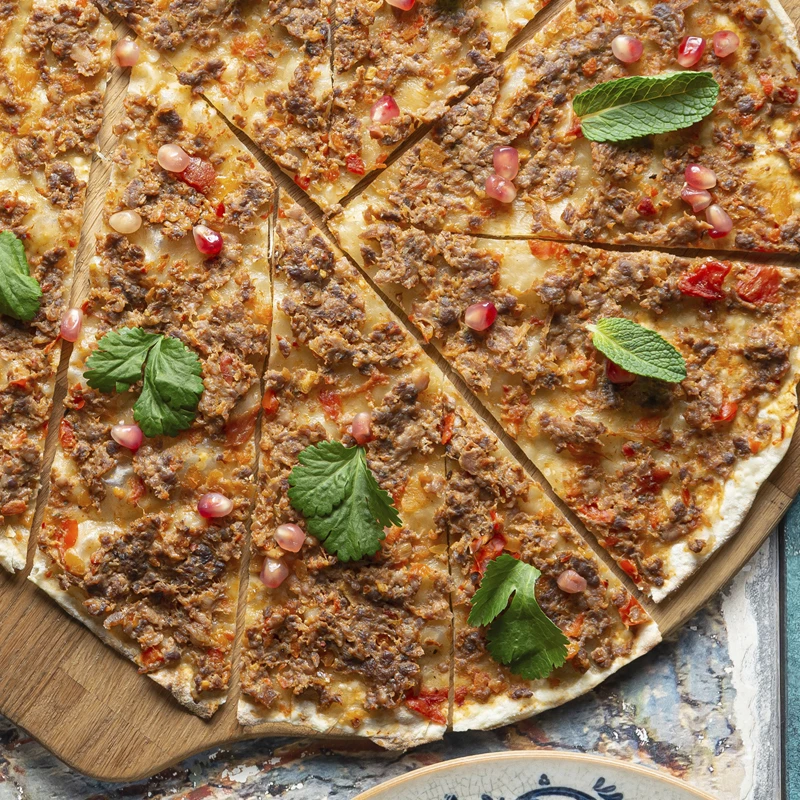 Лахмаджун с говядиной