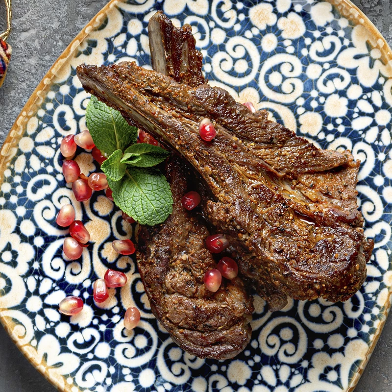 Каре барашка с гранатовым соусом