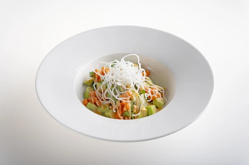 Салат с тартаром из форели