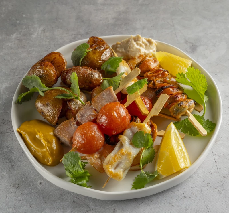 Мини-шашлычки из морепродуктов