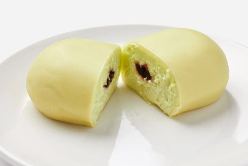 Сырок Фисташка с начинкой из черной смородины