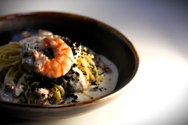 Спагетти с морепродуктами в сливочном соусе