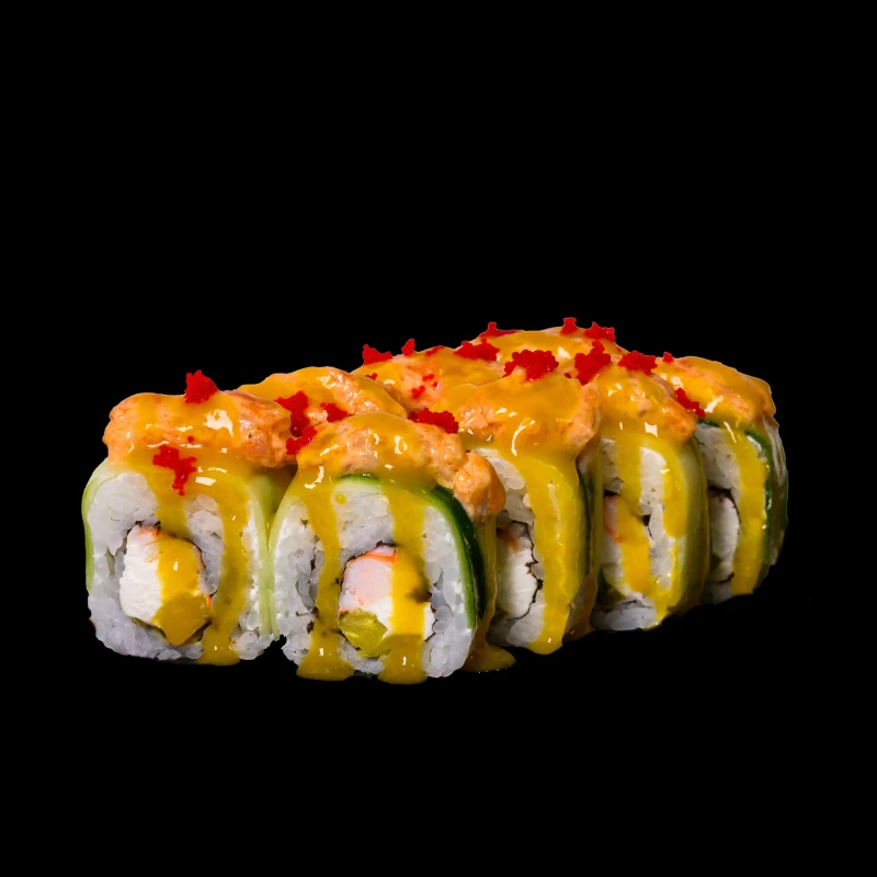 Огуро с тар-таром из лосося