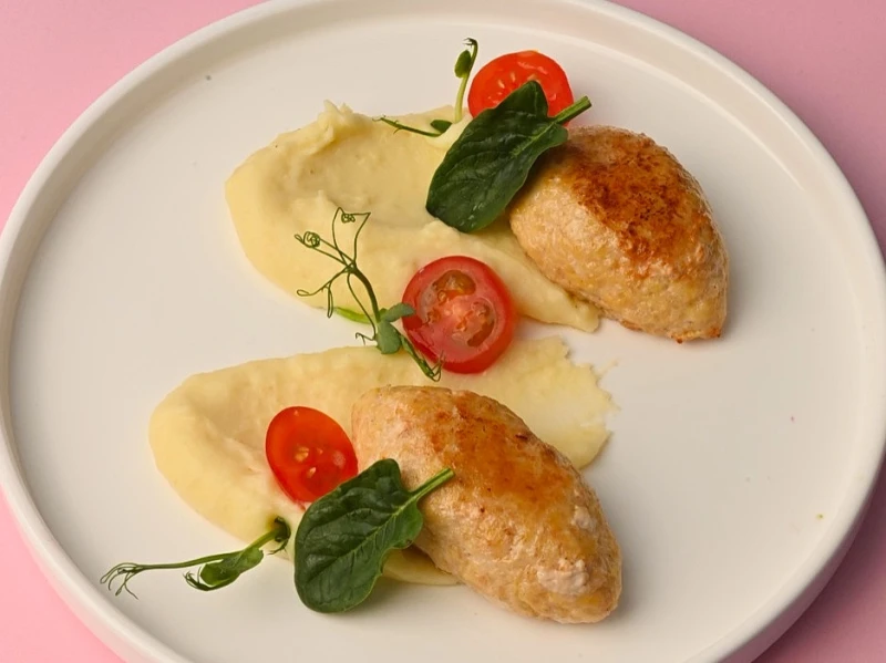 Куриная котлета с картофельным пюре