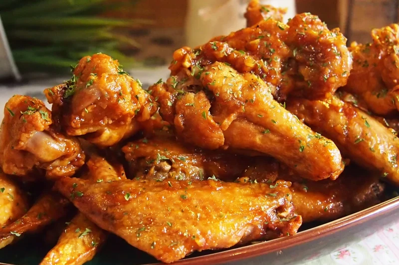 Куриные крылышки под медово-горчичным соусом