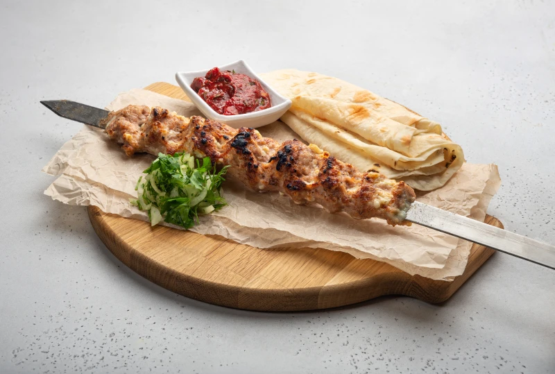 Люля кебаб из курицы с сыром