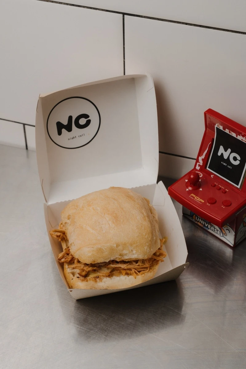 Сэндвич с рваной свининой 