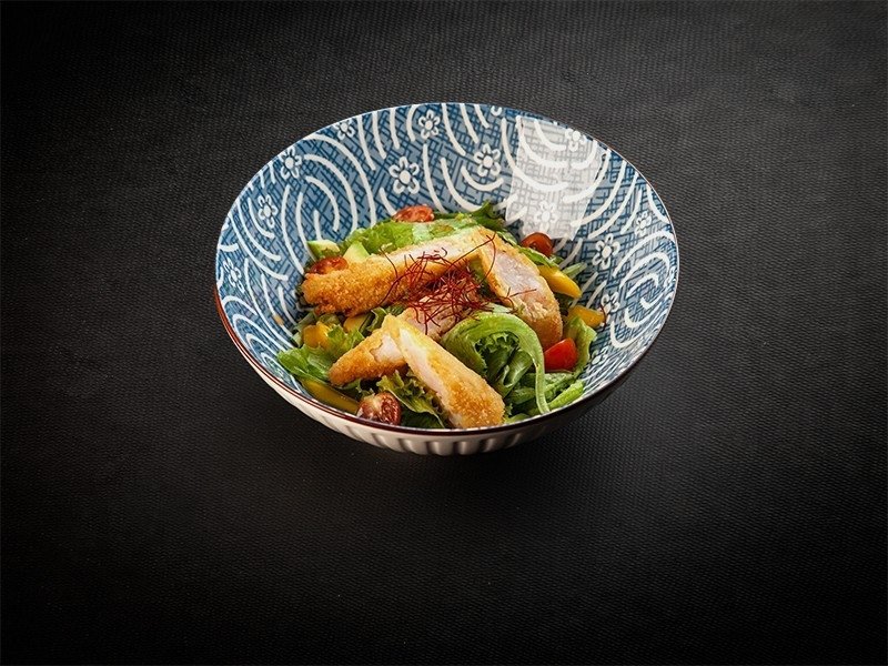 Салат с креветками  180 гр