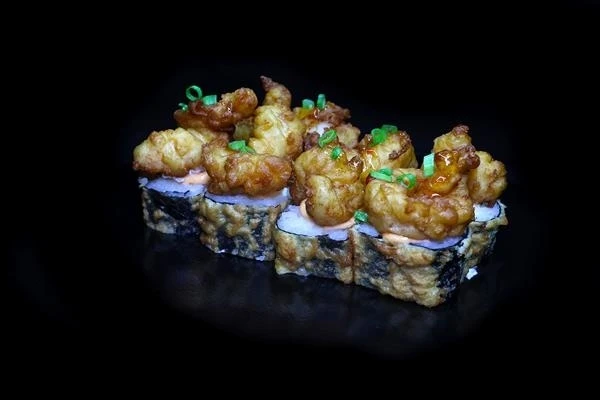 Темпура ролл со спайси креветкой (8 шт)