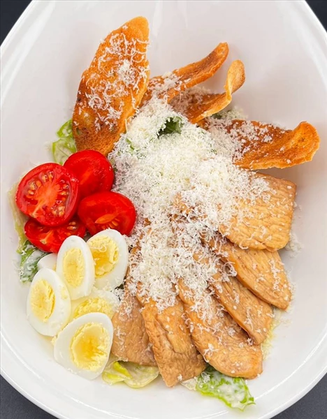 Цезарь с курицей.