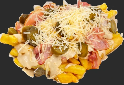 Фри с беконом и халапенью