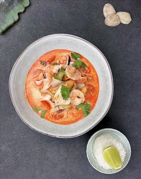 Том Ям с морепродуктами 