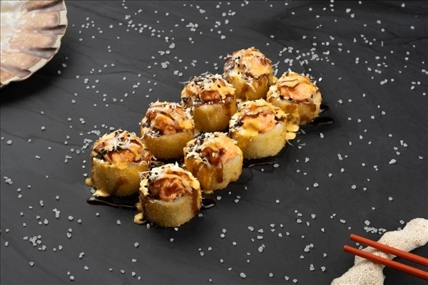 Жареный с запечённым лососем