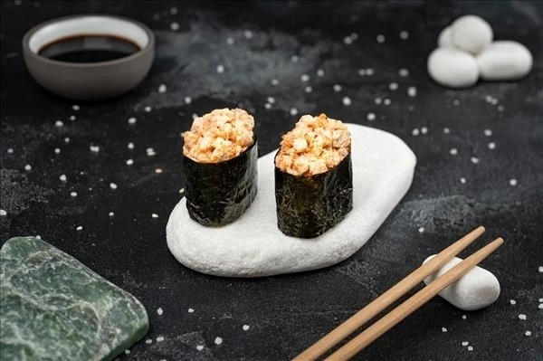 Гункан с угрем 2 шт