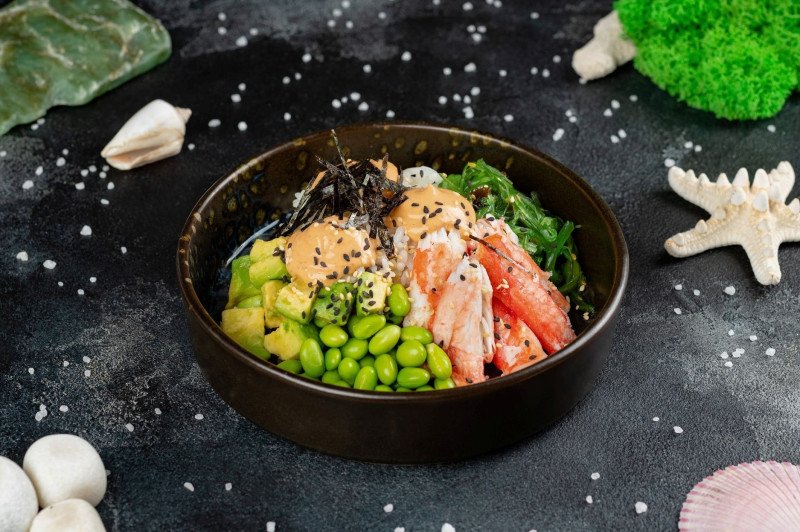 Поке и салаты