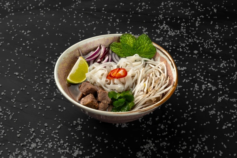 Фо Бо с говядиной средний