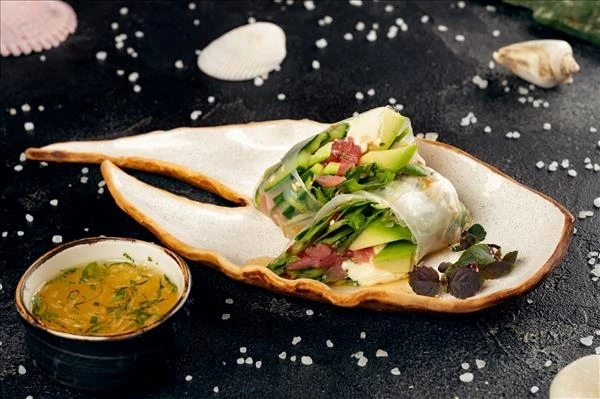 Фреш спринг ролл с тунцом 