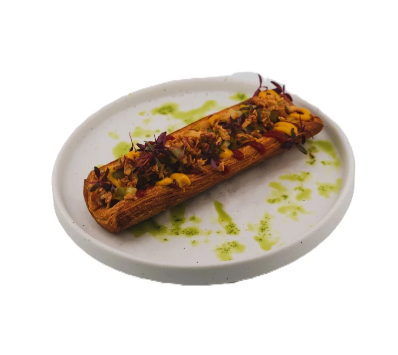 Хот-дог с горчичным соусом 