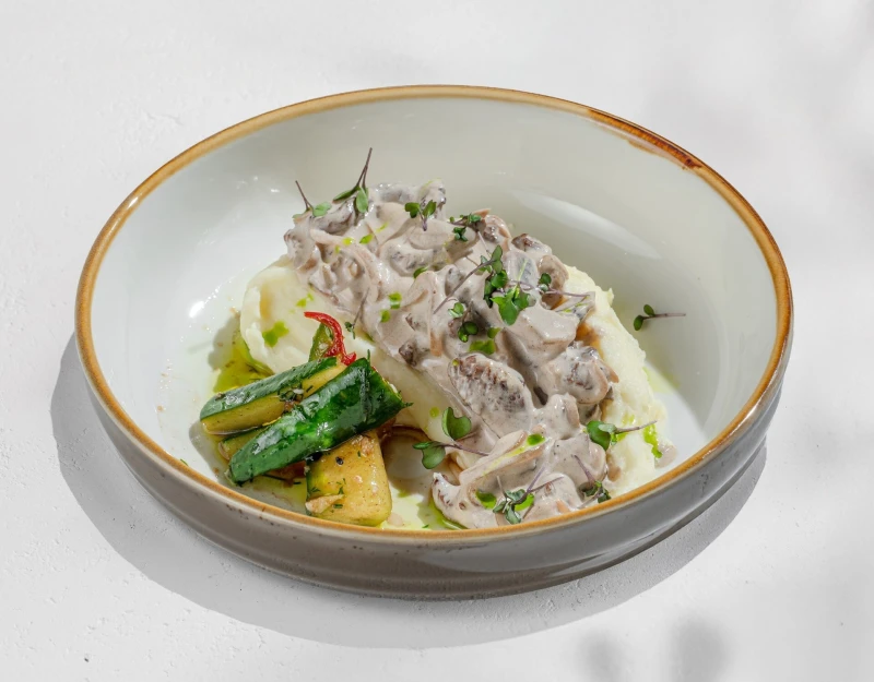 Бефстроганов из говядины с грибами