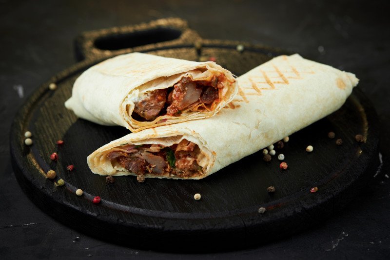 Шашлык в лаваше с курицей 