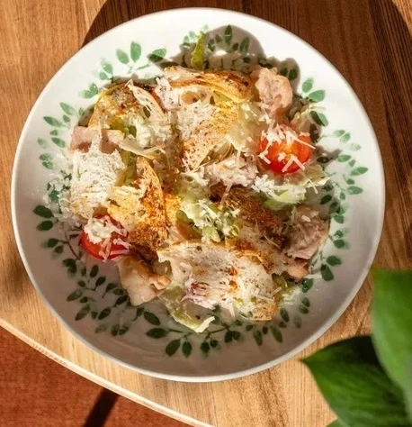 Цезарь с цыплёнком