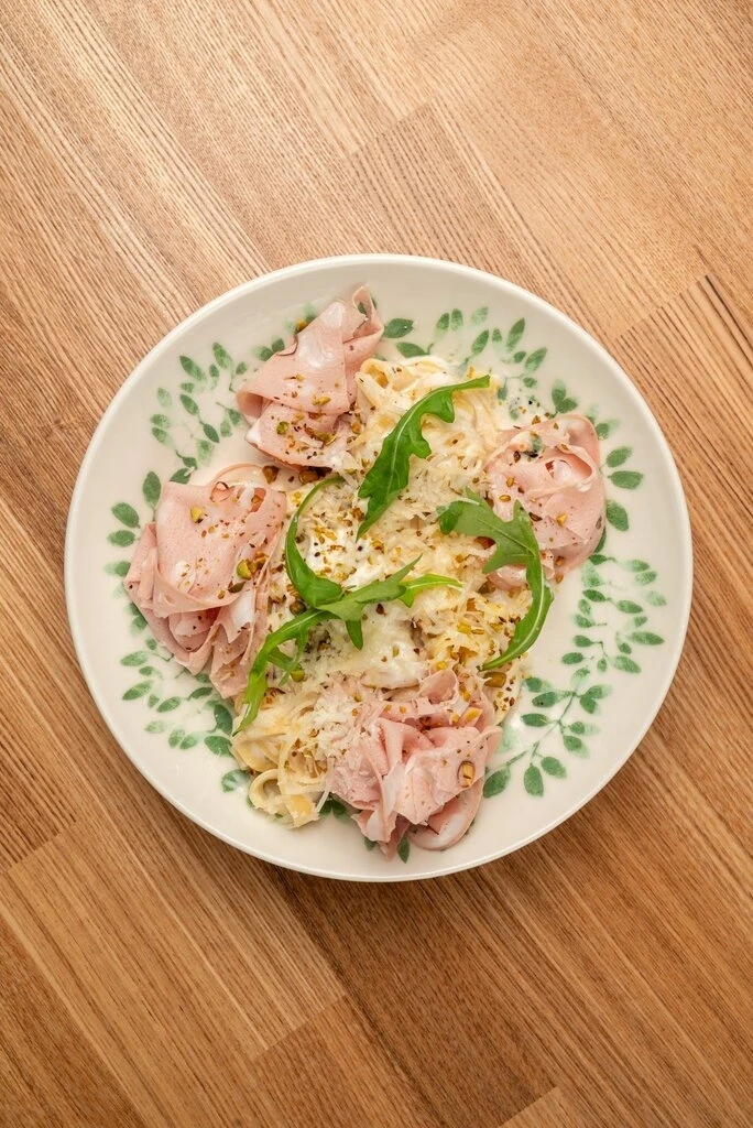 Паста Мортаделла с фисташками