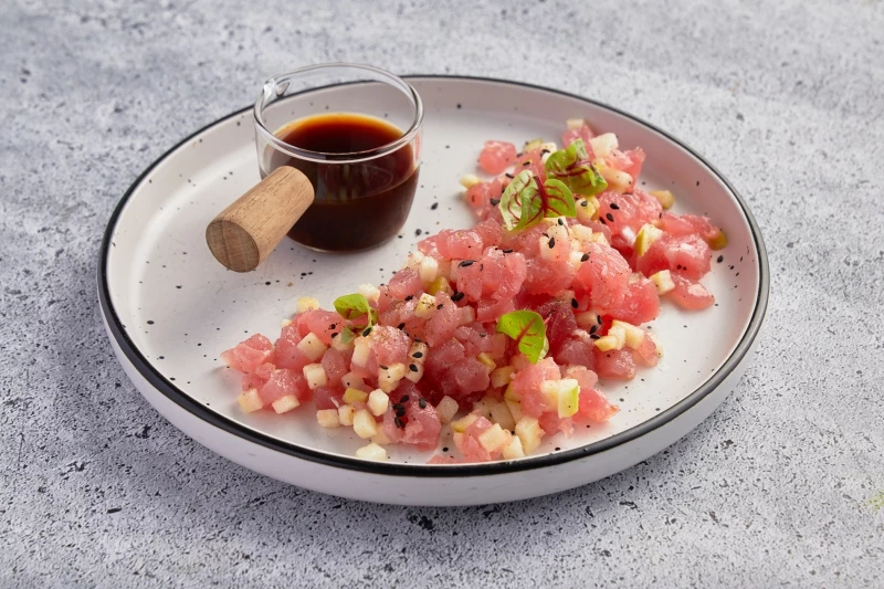 Тартар из Тунца и Яблока