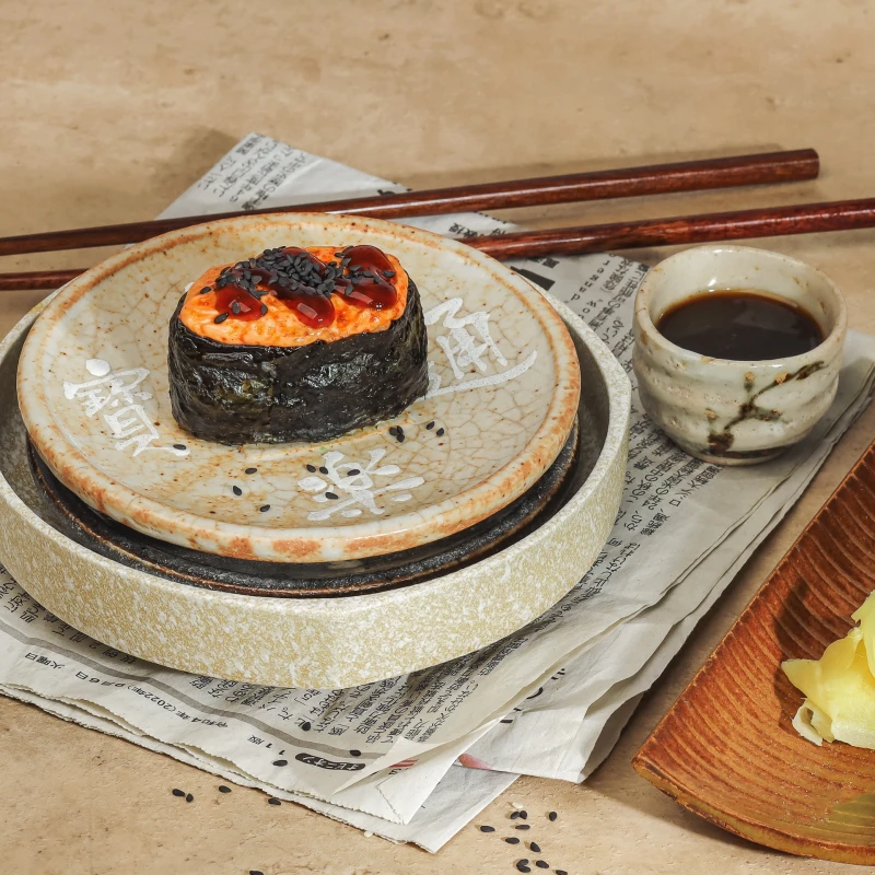 Запеченный гункан с креветкой спайси