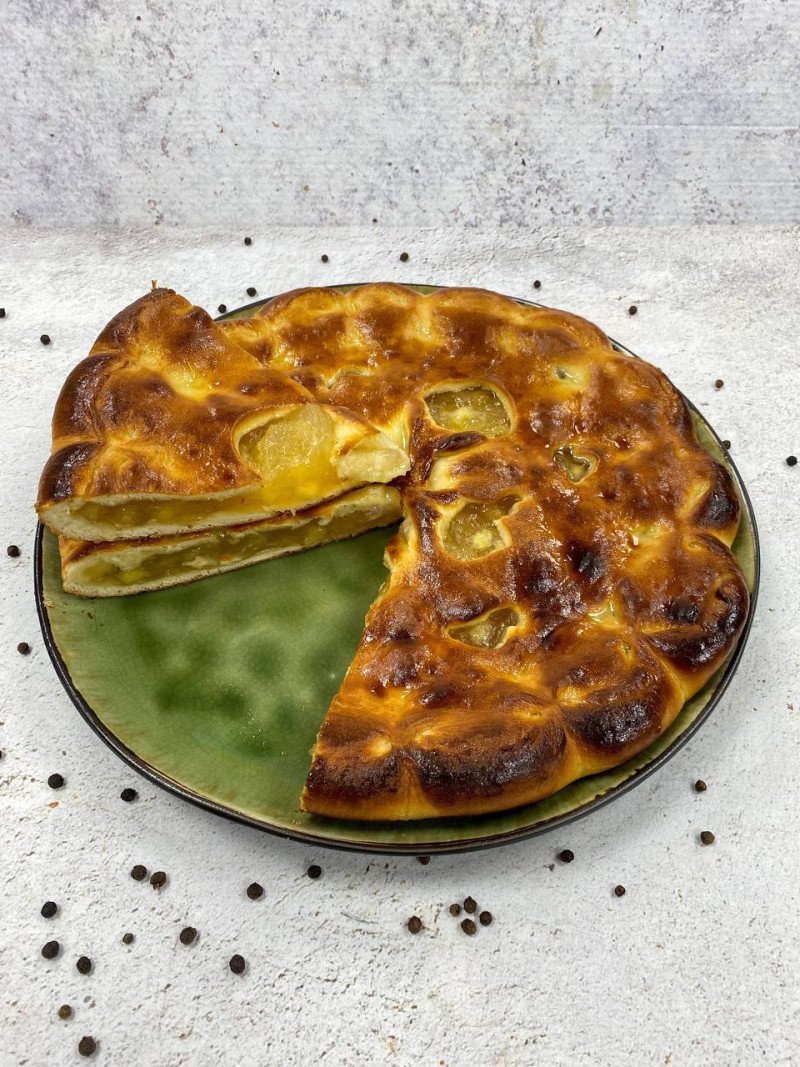 Пирог яблочный 600г