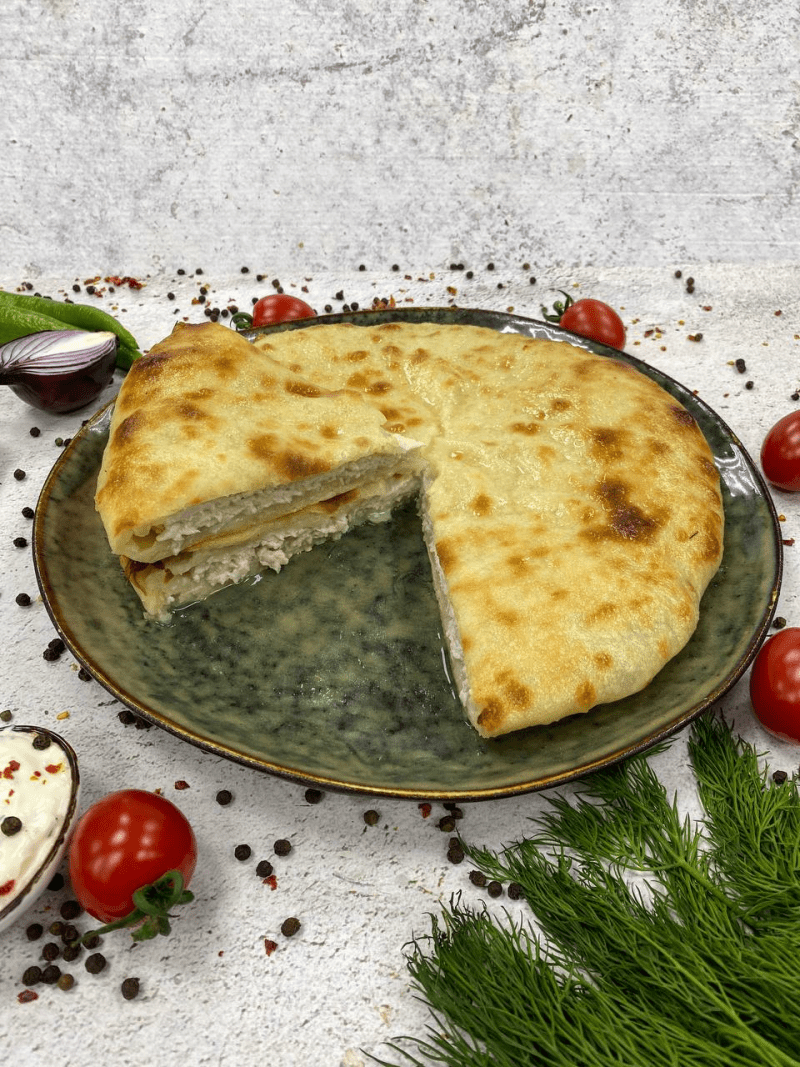 Пирог с курицей и сыром