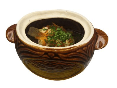 Жаркое с мясом в горшочке