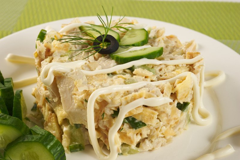 Салат "Блинный" с курочкой