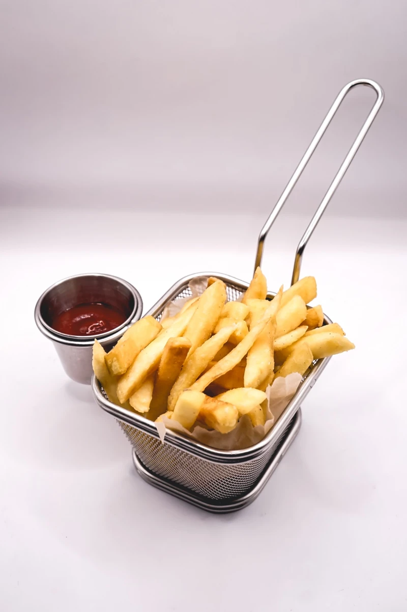 Картофель фри с кетчупом