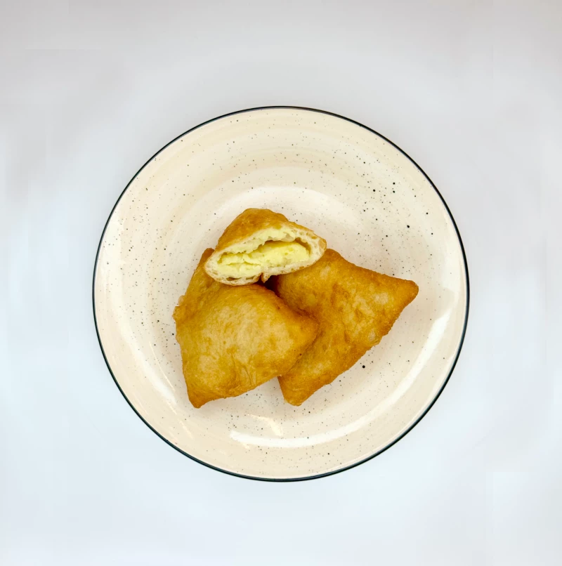 Пирожок жареный с картофелем