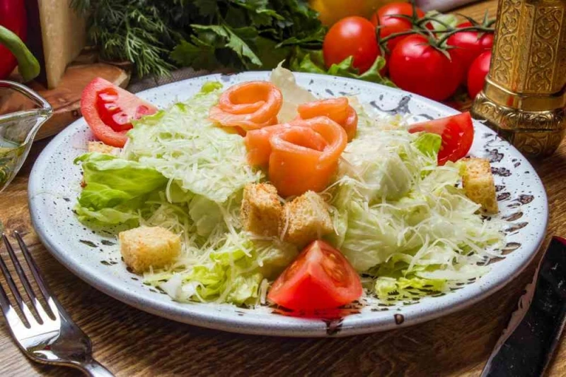 Цезарь с с/с лососем