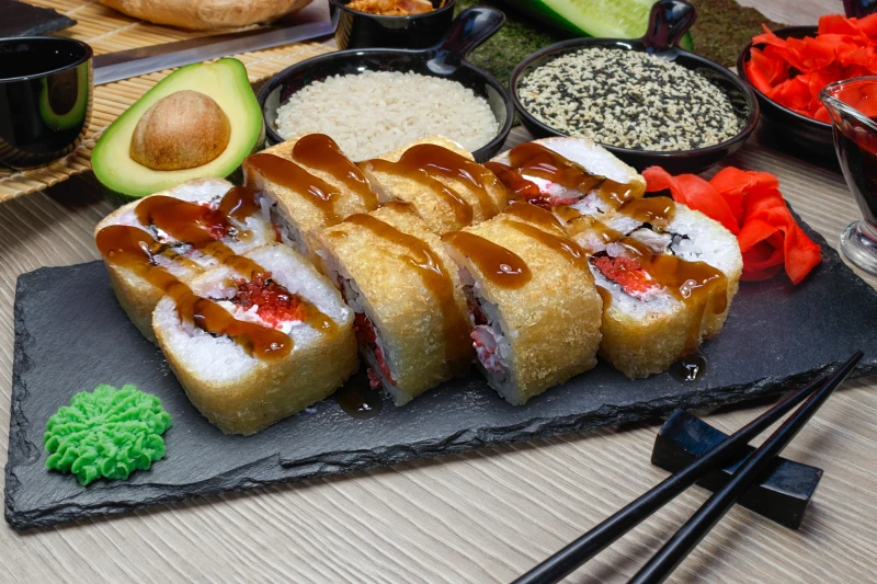 Горячий ролл "Унаги фрай"