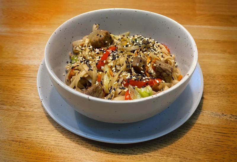 Удон с говядиной