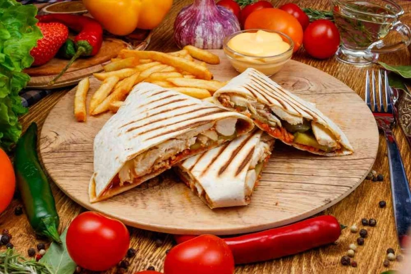 Такос с курицей и халапеньо